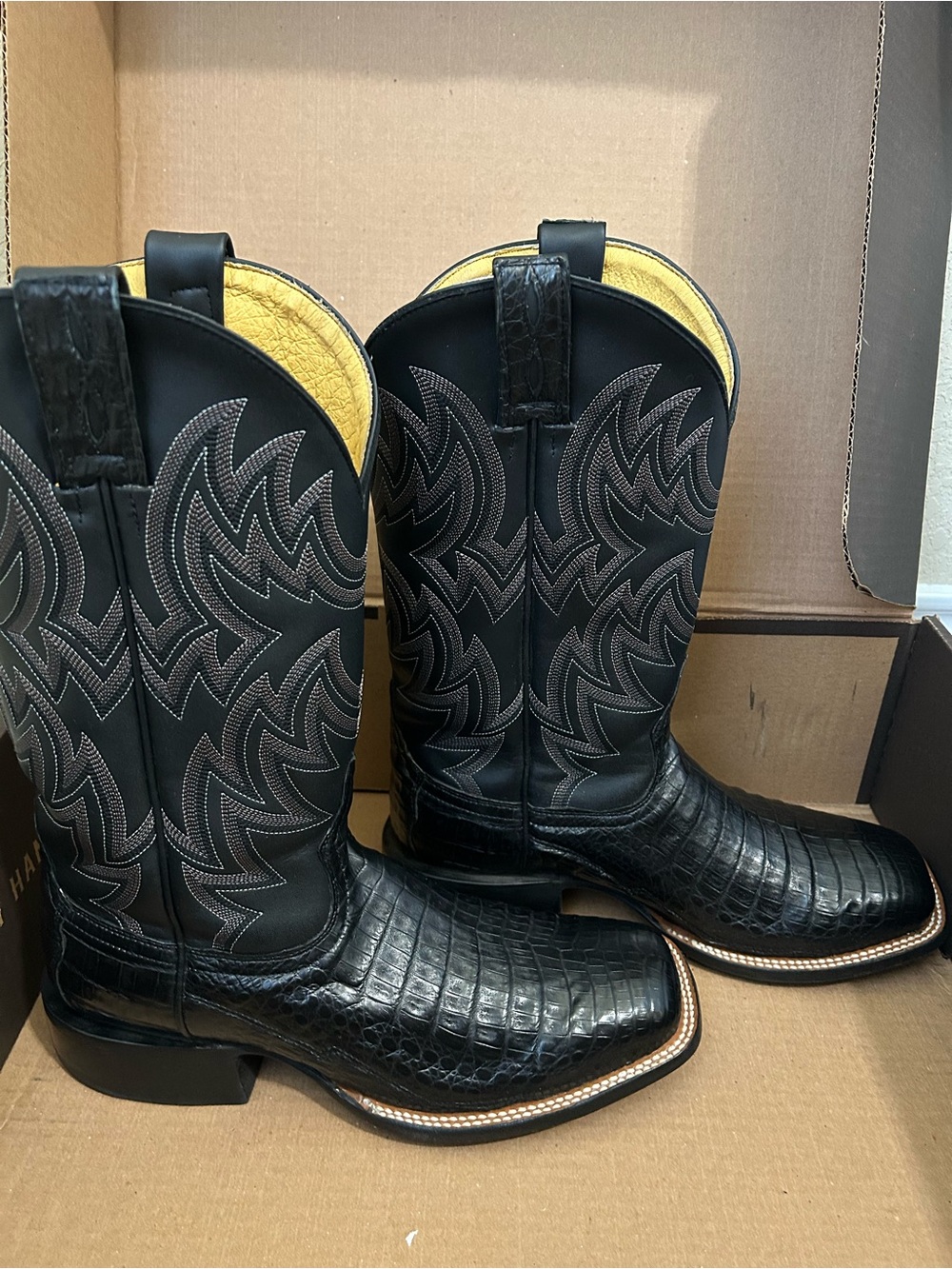 Men’s Cavenders Caiman square Black Cowboy Boots